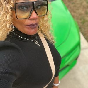 Meet your Posher, Lynn